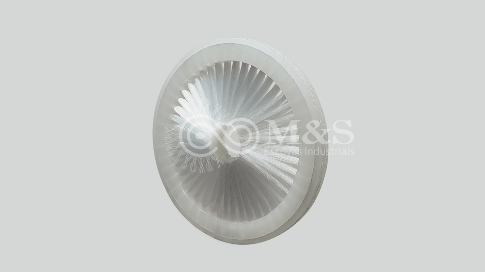 https://imgix.cosmicjs.com/a4a90410-8a67-11f0-8af5-6d65ce6e8553-0703-escova-especial.png