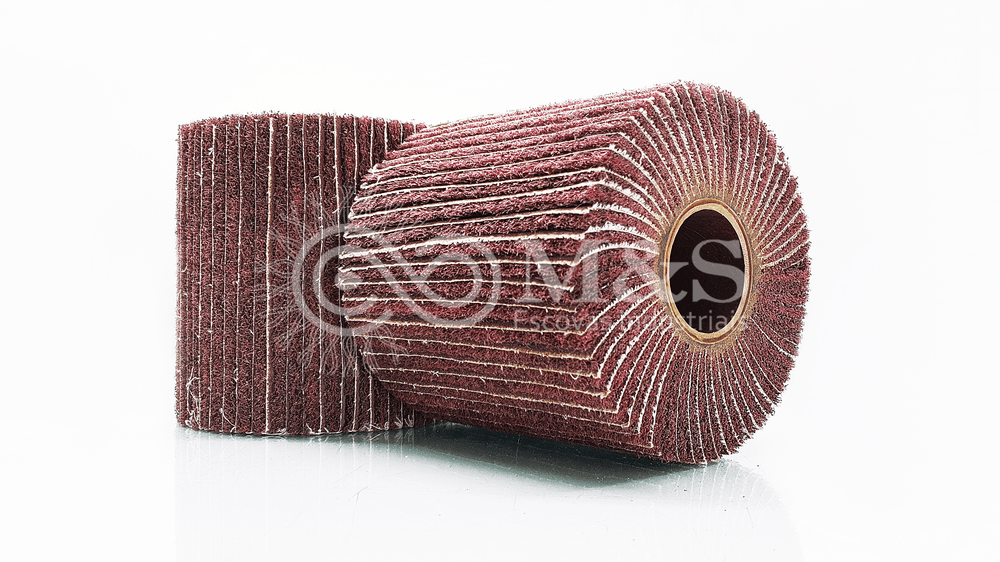https://imgix.cosmicjs.com/a4f17ec0-8a67-11f0-8af5-6d65ce6e8553-0702-escova-especial.png